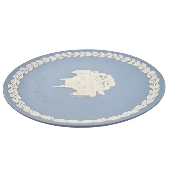 Vintage Wedgwood Plate Old Observatory Greenwich 1988 Christmas Blue Jasperware - Picture 8 of 9